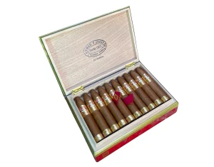 Romeo y Julieta Linea de Oro Nobles Cigar